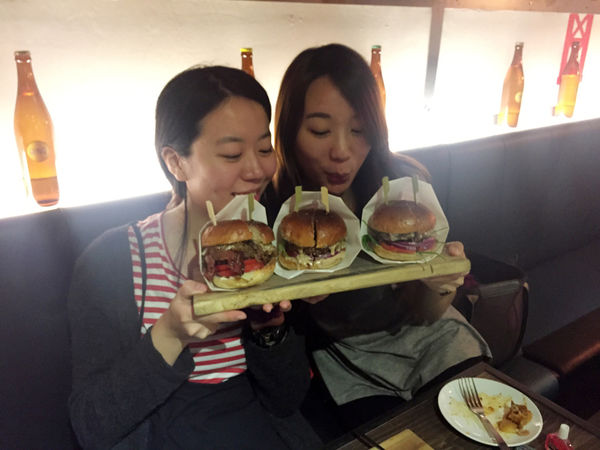 BING 繽：[信義/市政府站]吃一口烤牛隨漢堡馬上再訂位-Bing繽