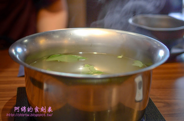 Go鱻 海鮮涮涮鍋：桃園市八德區 [GO鱻海鮮涮涮鍋] 夠鮮!!!海魚煲湯當火鍋湯底