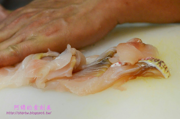 Go鱻 海鮮涮涮鍋：桃園市八德區 [GO鱻海鮮涮涮鍋] 夠鮮!!!海魚煲湯當火鍋湯底