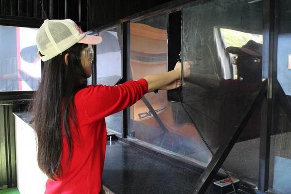 全球附合式運動休閒館:中和『全球複合式運動休閒館』釣蝦/保齡球館/棒壘球/撞球/飛鏢