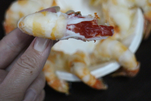 全球附合式運動休閒館:中和『全球複合式運動休閒館』釣蝦/保齡球館/棒壘球/撞球/飛鏢