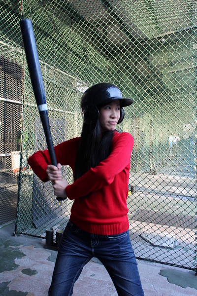 全球附合式運動休閒館:中和『全球複合式運動休閒館』釣蝦/保齡球館/棒壘球/撞球/飛鏢