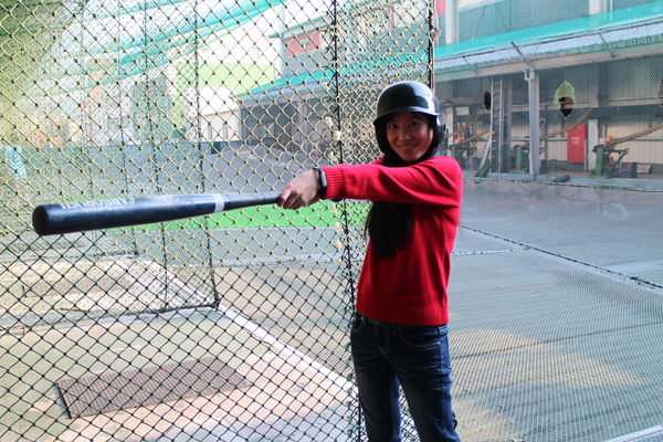 全球附合式運動休閒館:中和『全球複合式運動休閒館』釣蝦/保齡球館/棒壘球/撞球/飛鏢