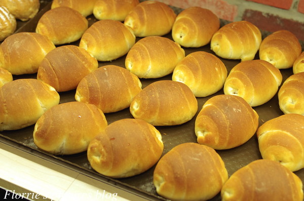 貝肯庄Bake Culture:台北松山區美食--貝肯庄 Bake Culture麵包店~平價奢華且真材實料的麵包,明星也難已抗拒!