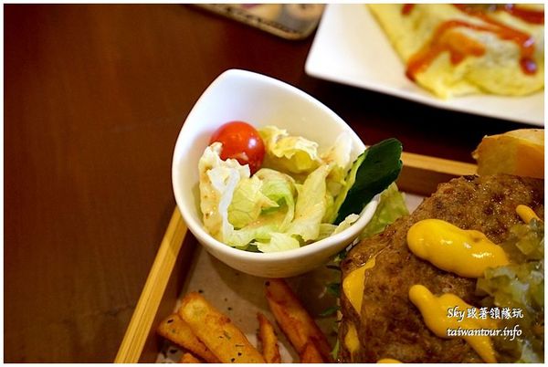 DeMo House:Big起司牛肉堡【Demo house早午餐】