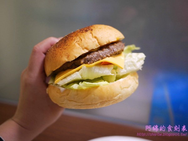 DeMo House：桃園市桃園區 [DeMo House] 走吧!河濱公園散步完後一起享受美味早午餐