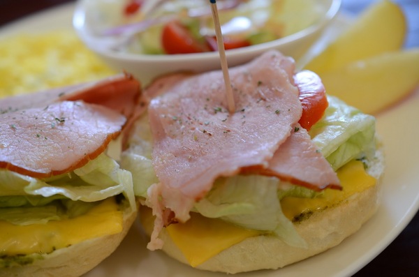 DeMo House：桃園市桃園區 [DeMo House] 走吧!河濱公園散步完後一起享受美味早午餐