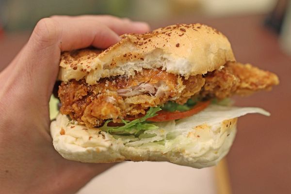 【桃園美食】Demo House-超美味漢堡早午餐