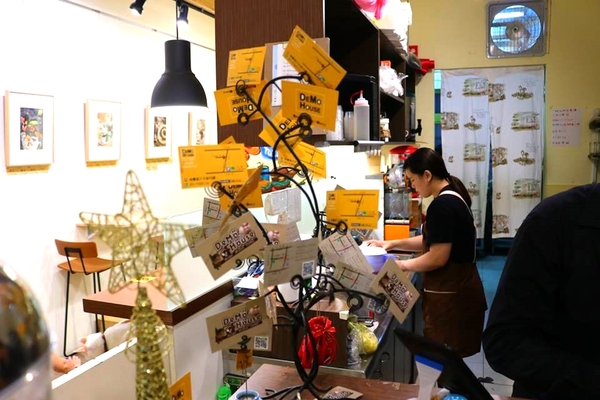 DeMo House:【桃園美食】DeMo House桃園寵物友善美式早午餐廳~坐在這享受美好的晨光午後,享用美食和玩貓咪,這樣悠閒的節奏還真不賴