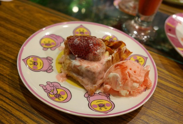 醜比頭的祕密花園：醜比頭的祕密花園♥ Kobitos♥ 主題餐廳 ♥ 必拍景點