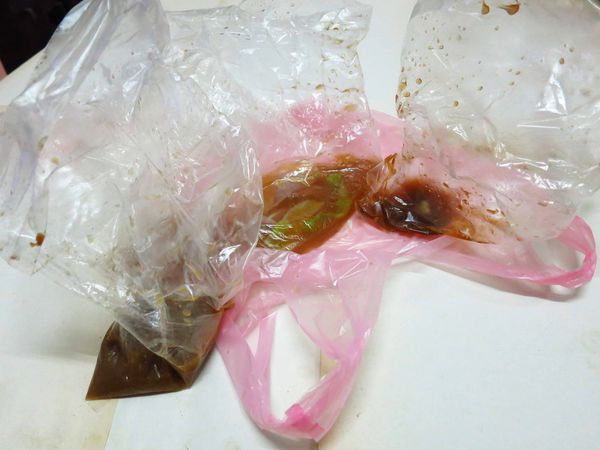 【新莊】無名麵攤-10元豬頭皮20元燙青菜20元乾麵