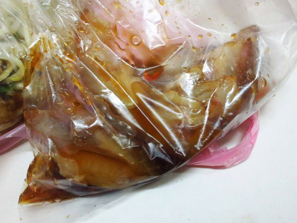 【新莊】無名麵攤-10元豬頭皮20元燙青菜20元乾麵