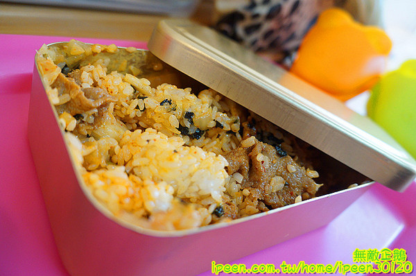 韓湘韓式餐廳(大灣店):【台南-永康區】銅板價x韓國手搖便當!! 大推韓國手搖便當.年糕鍋.辣炒年糕!~《韓湘韓式餐廳》