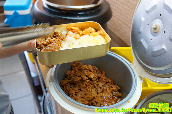 韓湘韓式餐廳(大灣店):【台南-永康區】銅板價x韓國手搖便當!! 大推韓國手搖便當.年糕鍋.辣炒年糕!~《韓湘韓式餐廳》