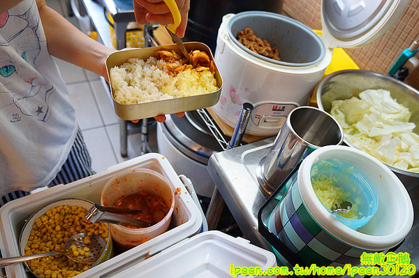 韓湘韓式餐廳(大灣店):【台南-永康區】銅板價x韓國手搖便當!! 大推韓國手搖便當.年糕鍋.辣炒年糕!~《韓湘韓式餐廳》