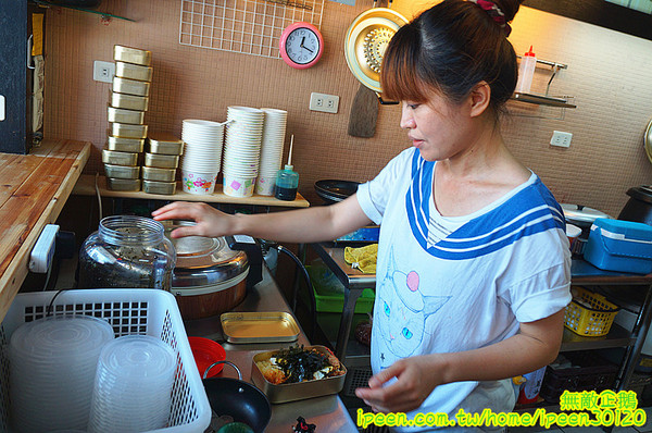 韓湘韓式餐廳(大灣店):【台南-永康區】銅板價x韓國手搖便當!! 大推韓國手搖便當.年糕鍋.辣炒年糕!~《韓湘韓式餐廳》