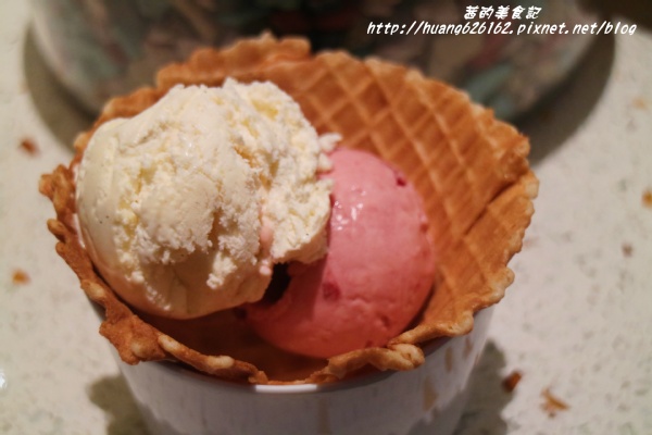 台北W飯店 - the kitchen table 西餐廳:【台北信義區】東區時尚美食『台北W飯店 - the kitchen table 西餐廳』信義區高級Buffet/BBQ肉遇之夜/捷運市政府站