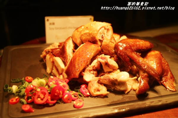 台北W飯店 - the kitchen table 西餐廳:【台北信義區】東區時尚美食『台北W飯店 - the kitchen table 西餐廳』信義區高級Buffet/BBQ肉遇之夜/捷運市政府站