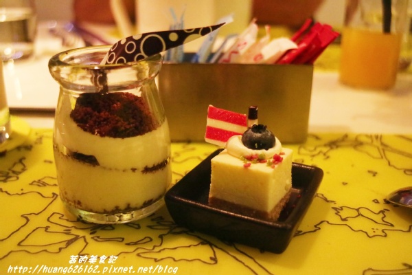 台北W飯店 - the kitchen table 西餐廳:【台北信義區】東區時尚美食『台北W飯店 - the kitchen table 西餐廳』信義區高級Buffet/BBQ肉遇之夜/捷運市政府站