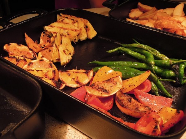 台北凱撒大飯店Checkers自助式餐廳:【台北車站】下午茶吃到飽‧凱撒飯店Checkers─聚會好去處‧超豐富美味多國自助料理‧融化人心的甜點之最~Come on, Let’s Go~(圖多+食記)