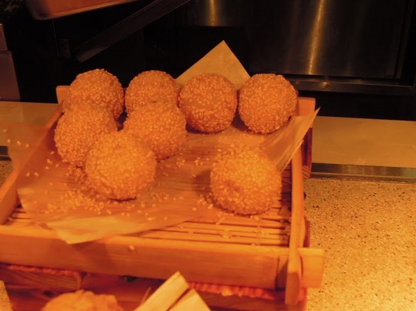 台北凱撒大飯店Checkers自助式餐廳:【台北車站】下午茶吃到飽‧凱撒飯店Checkers─聚會好去處‧超豐富美味多國自助料理‧融化人心的甜點之最~Come on, Let’s Go~(圖多+食記)