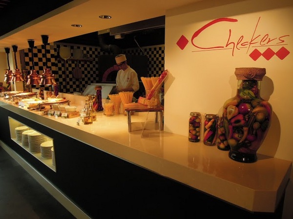 台北凱撒大飯店Checkers自助式餐廳:【台北車站】下午茶吃到飽‧凱撒飯店Checkers─聚會好去處‧超豐富美味多國自助料理‧融化人心的甜點之最~Come on, Let’s Go~(圖多+食記)