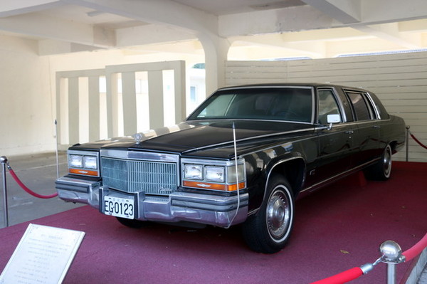 2015玫瑰花展：台北旅遊～士林官邸＊玫瑰花展（展期：2015/04/01~12）