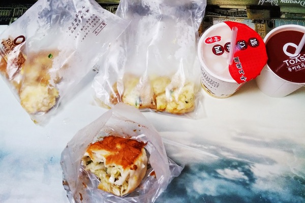 麥町吐司工房(中壢福星店)：桃園市中壢區 [麥町吐司工房] 乾淨明亮的新式早餐店