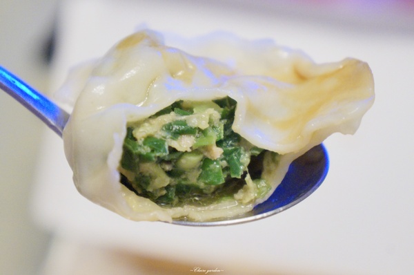 芳芳江蘇水餃：[北投在地美食]台北 芳芳江蘇水餃~味美價廉的市場內人氣餃子店