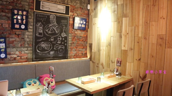 三隻貓頭鷹3owls c＠fe：【台北美食】巷弄文創咖啡館，三隻貓頭鷹@科技大樓站