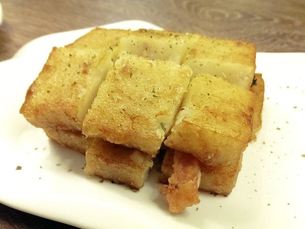 Find a Day找一頓：《信義區》Find a Day找一頓│裏外酥脆～薯餅歐姆蛋燒餅ღ×章魚燒和風起士煎餅