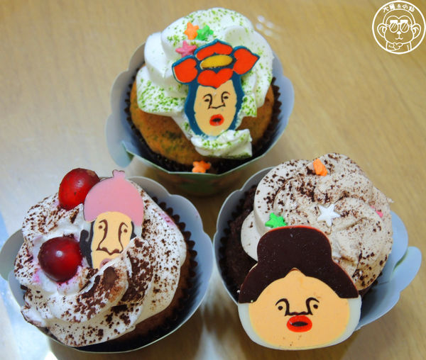 醜比頭的祕密花園：呷飽祙【台北大安･醜比頭的祕密花園】首間醜比頭主題餐廳盛大營運