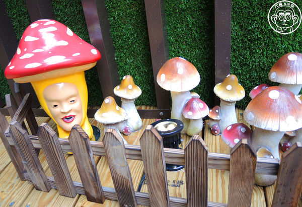 醜比頭的祕密花園：呷飽祙【台北大安･醜比頭的祕密花園】首間醜比頭主題餐廳盛大營運