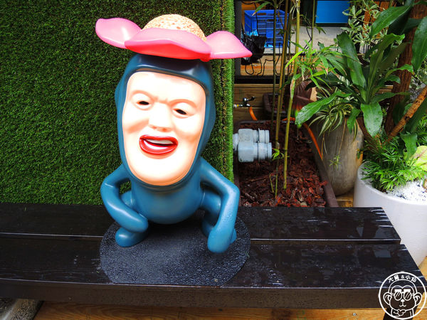 醜比頭的祕密花園：呷飽祙【台北大安･醜比頭的祕密花園】首間醜比頭主題餐廳盛大營運