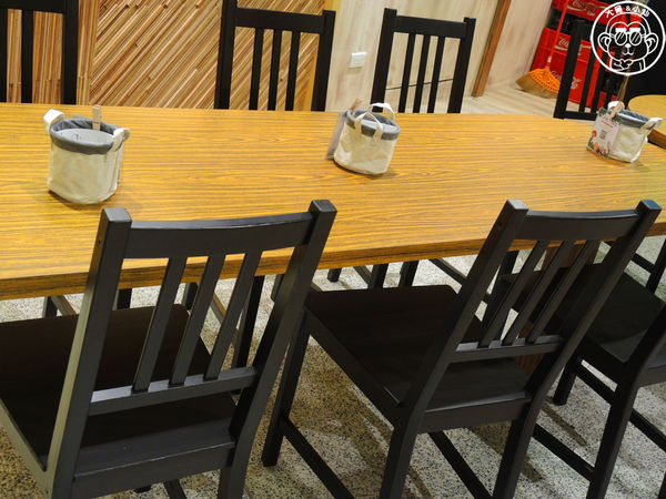 醜比頭的祕密花園：呷飽祙【台北大安･醜比頭的祕密花園】首間醜比頭主題餐廳盛大營運