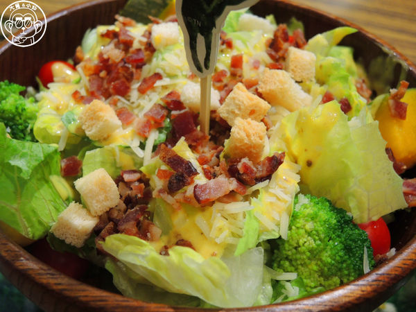 醜比頭的祕密花園：呷飽祙【台北大安･醜比頭的祕密花園】首間醜比頭主題餐廳盛大營運