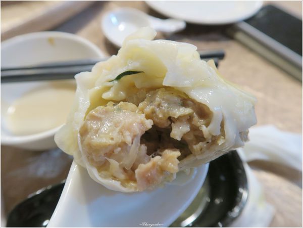 山渡空間食藝：宜蘭 山渡空間食藝~旭蟹牛奶鍋。糖絲沙拉。分子料理果醋(讀者優惠)