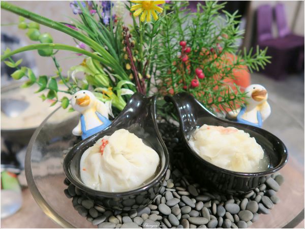 山渡空間食藝：宜蘭 山渡空間食藝~旭蟹牛奶鍋。糖絲沙拉。分子料理果醋(讀者優惠)