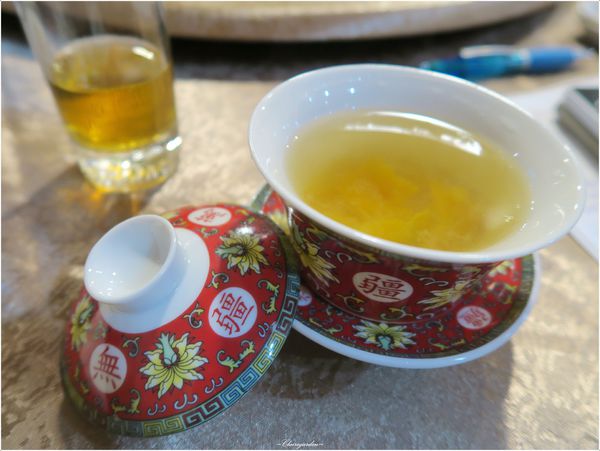 山渡空間食藝：宜蘭 山渡空間食藝~旭蟹牛奶鍋。糖絲沙拉。分子料理果醋(讀者優惠)