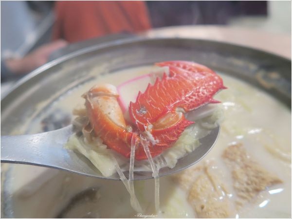 山渡空間食藝：宜蘭 山渡空間食藝~旭蟹牛奶鍋。糖絲沙拉。分子料理果醋(讀者優惠)