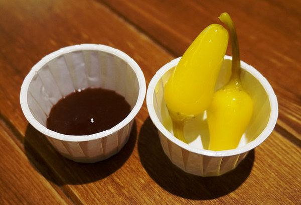 CaliBurger(忠孝旗艦店)：[忠孝敦化] CaliBurger 梁靜茹最愛的加州漢堡.手工現切起司薯條 vs 多汁牛肉雞肉漢堡