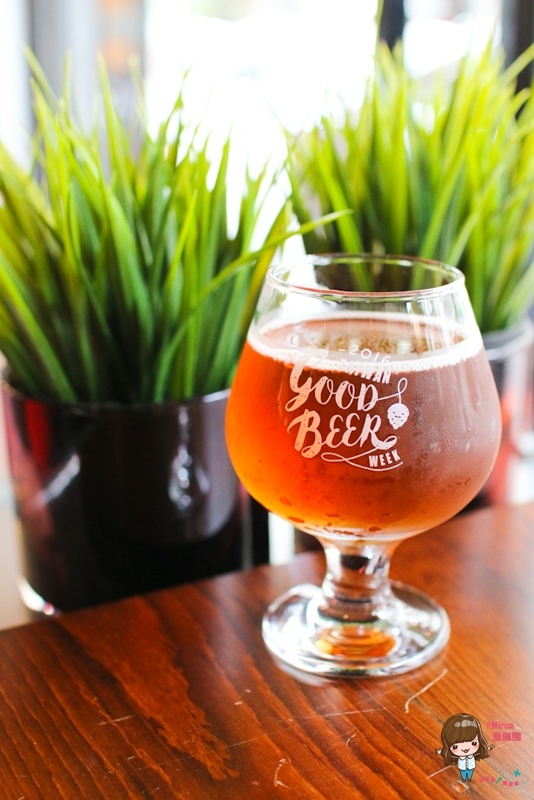 漫高三明治 Mount Kao Sandwich Shop:【食記】台北科技大樓 漫高三明治 平價便宜又好吃 爆漿起司牛肉溏心蛋巧巴達 馬芝瑞拉起司烤三明治