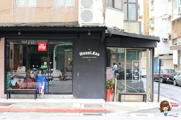 漫高三明治 Mount Kao Sandwich Shop:【食記】台北科技大樓 漫高三明治 平價便宜又好吃 爆漿起司牛肉溏心蛋巧巴達 馬芝瑞拉起司烤三明治