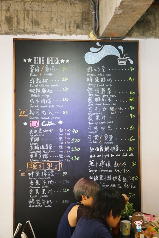 漫高三明治 Mount Kao Sandwich Shop:【食記】台北科技大樓 漫高三明治 平價便宜又好吃 爆漿起司牛肉溏心蛋巧巴達 馬芝瑞拉起司烤三明治