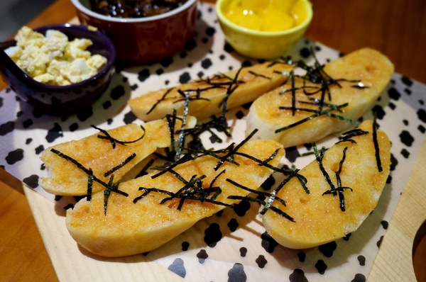 跑飯店the Paw Hotel  ( tutti cafe新生店)：【忠孝新生美式餐廳】跑飯店 Paw Hotel 毛小孩的遊樂園