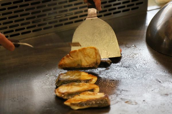 江雁塘鐵板燒、捷運周邊美食、捷運中山國中站、江塘雁、鐵板燒