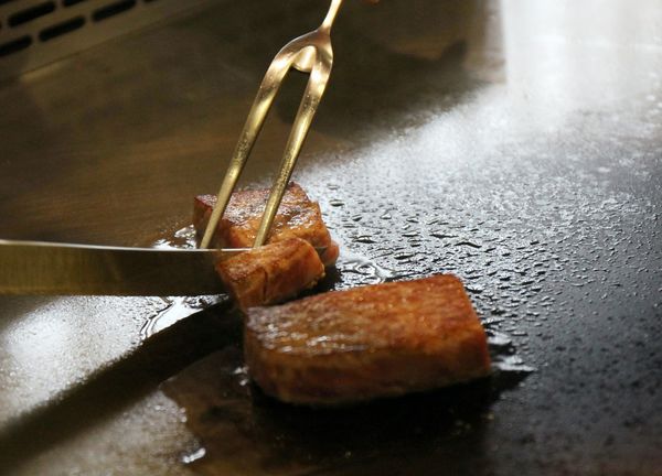 江雁塘鐵板燒、捷運周邊美食、捷運中山國中站、江塘雁、鐵板燒