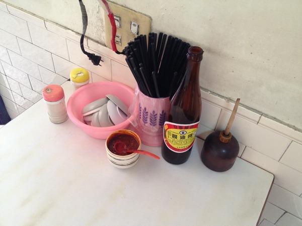 大腸豬血湯：<小吃>大腸豬血湯-乾麵+豬血湯，活力早餐又一枚!!