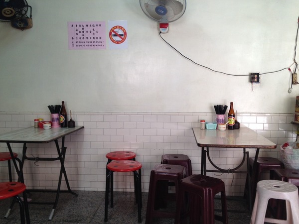 大腸豬血湯：<小吃>大腸豬血湯-乾麵+豬血湯，活力早餐又一枚!!