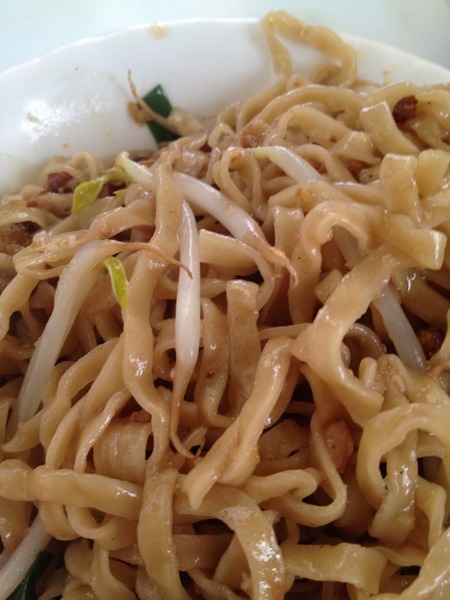 大腸豬血湯：<小吃>大腸豬血湯-乾麵+豬血湯，活力早餐又一枚!!